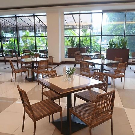 Dohera Hotel Cebu Extérieur photo