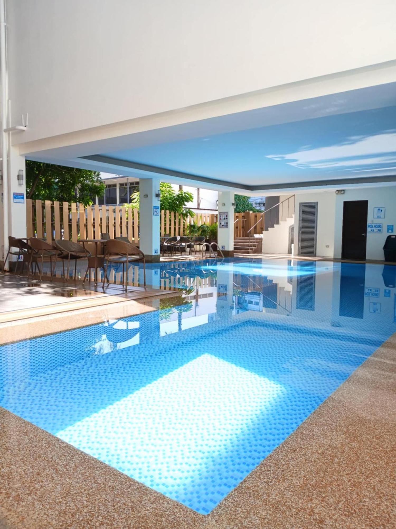 Dohera Hotel Cebu Extérieur photo