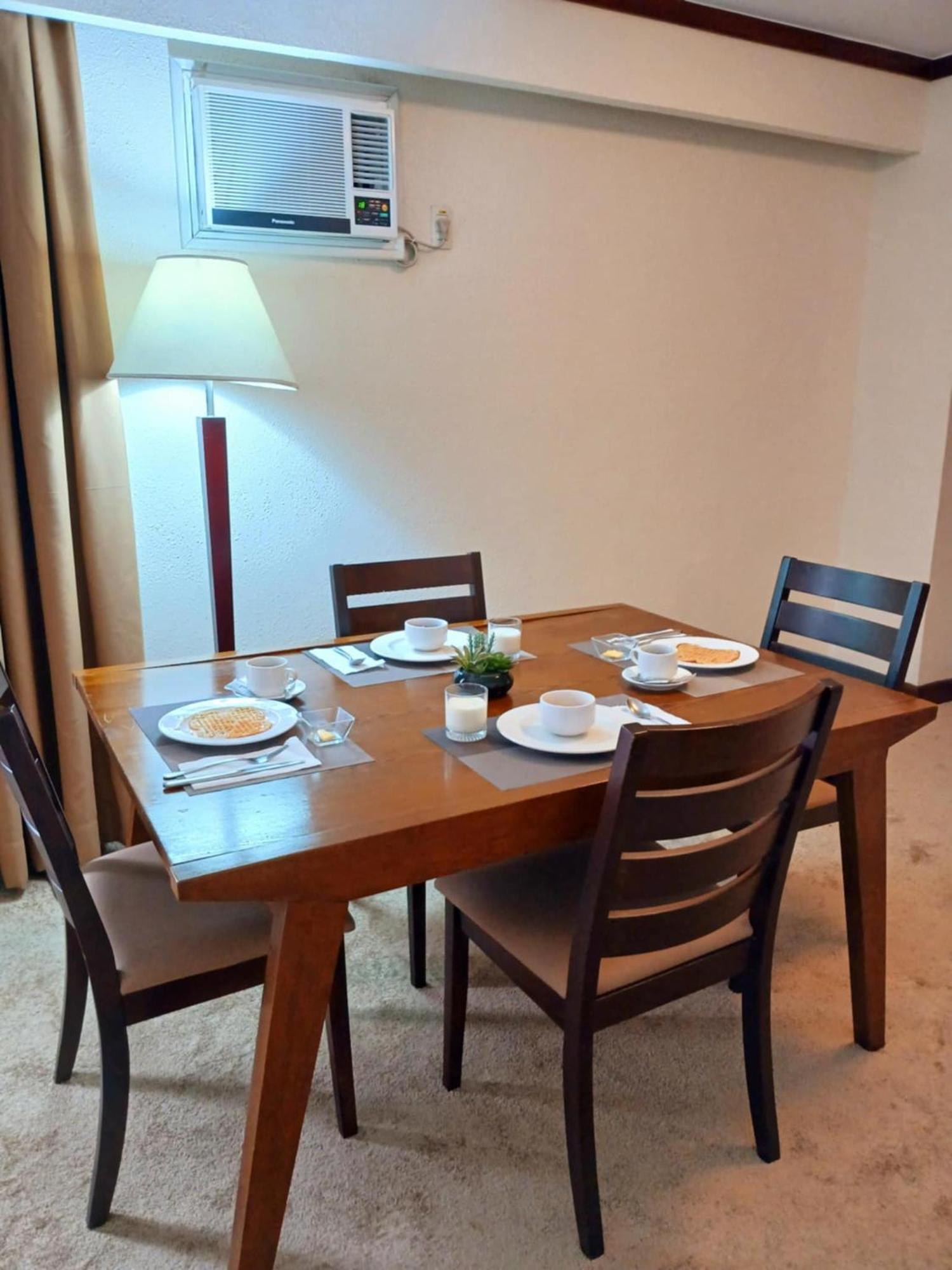 Dohera Hotel Cebu Extérieur photo