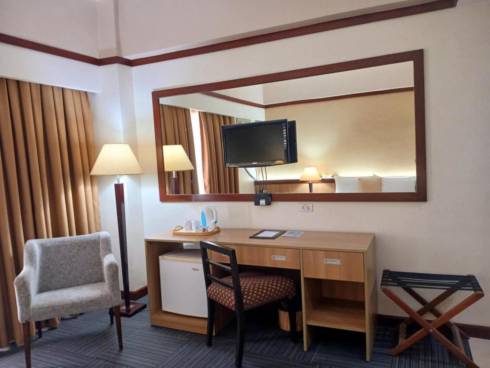 Dohera Hotel Cebu Extérieur photo