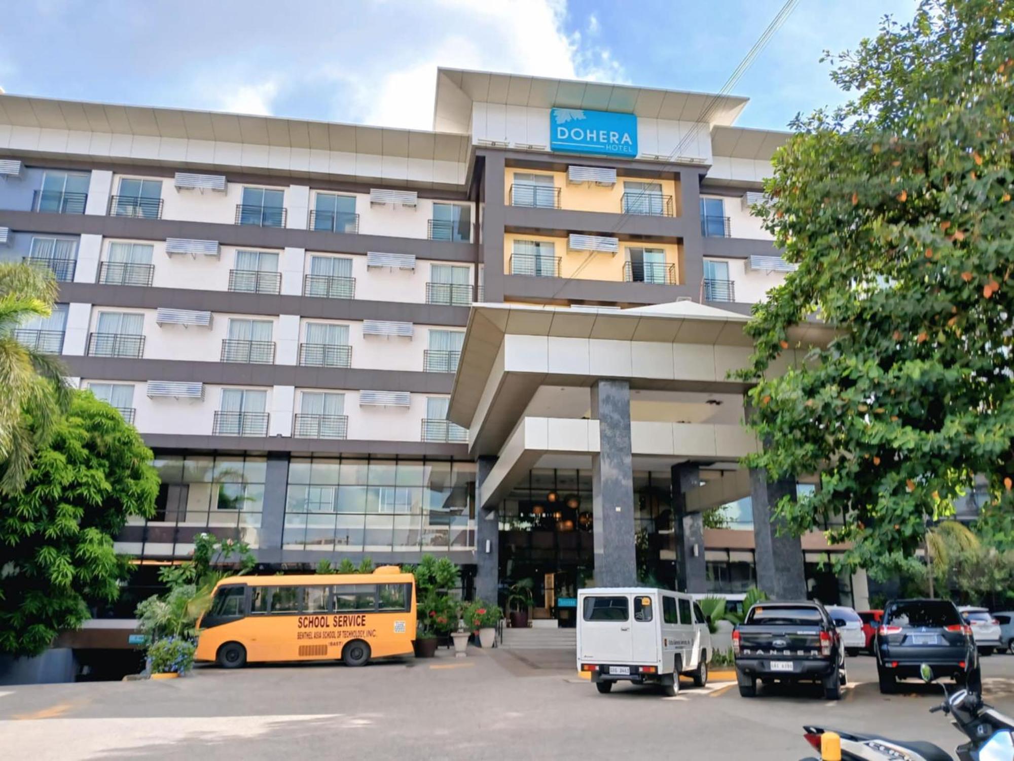Dohera Hotel Cebu Extérieur photo